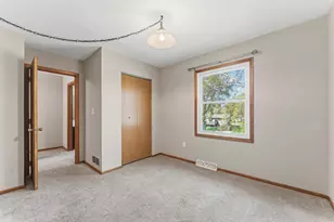 11 1/2 8th Ave NW, Kasson, MN 55944 - Photo 9