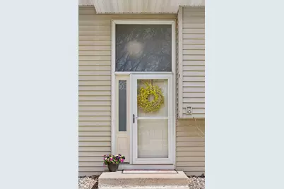 6766 Cottonwood Lane N, Maple Grove, MN 55369 - Photo 3