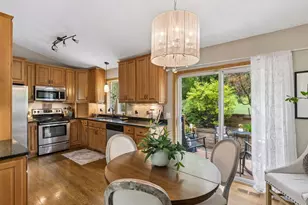 589 McKnight Rd S, Saint Paul, MN 55119 - Photo 11