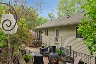 589 McKnight Rd S, Saint Paul, MN 55119 - Photo 41