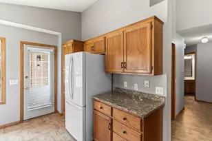 962 Stratford Ln W, Burnsville, MN 55337 - Photo 13