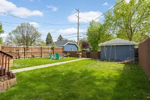 978 3rd St E, Saint Paul, MN 55106 - Photo 17