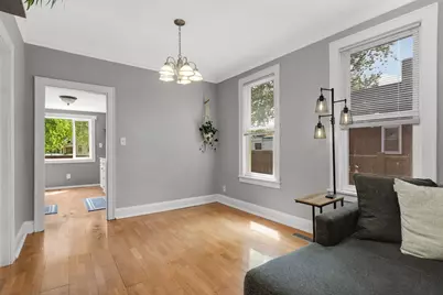978 3rd Street E, Saint Paul, MN 55106 - Photo 5