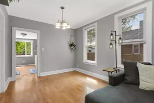 978 3rd St E, Saint Paul, MN 55106 - Photo 5