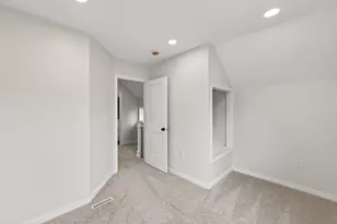 656 Madison St, Anoka, MN 55303 - Photo 21