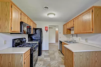 6240 Magda Drive #D, Maple Grove, MN 55369 - Photo 7