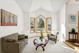 1507 Arden Vista Ct, Arden Hills, MN 55112 - Photo 9