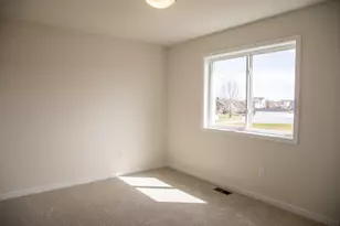 4800 Decorah Way S, Fargo, ND 58104 - Photo 19