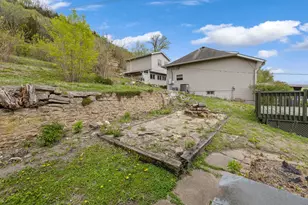 476 S Main St, Fountain City, WI 54629 - Photo 25