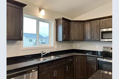 3643 19th Street S, Moorhead, MN 56560 - Photo 5
