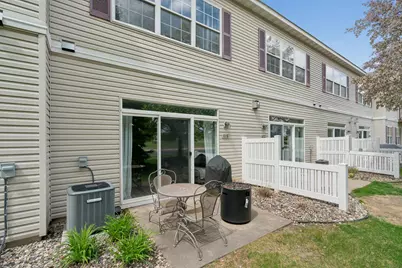 668 Cobblestone Way, Shakopee, MN 55379 - Photo 25