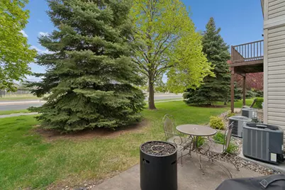 668 Cobblestone Way, Shakopee, MN 55379 - Photo 23