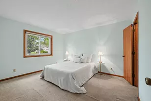 4324 Buckingham Ct, Vadnais Heights, MN 55127 - Photo 9