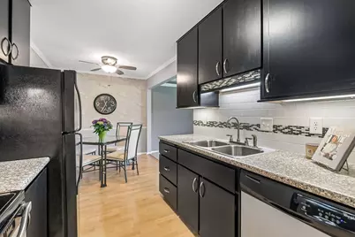 4380 Brookside Court #116, Edina, MN 55436 - Photo 5