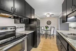 4380 Brookside Ct, Edina, MN 55436 - Photo 3