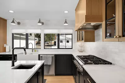 524 Mississippi River Boulevard S, Saint Paul, MN 55116 - Photo 19