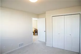 6794 Meadow View Dr S, Fargo, ND 58104 - Photo 35