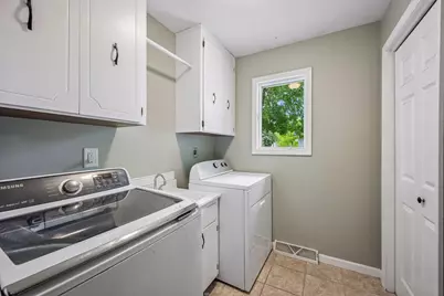 734 Merrill Street SW, Hutchinson, MN 55350 - Photo 15