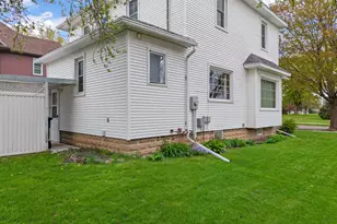516 S Pine St, Caledonia, MN 55921 - Photo 31