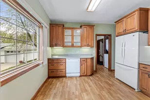 516 S Pine St, Caledonia, MN 55921 - Photo 5