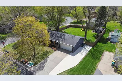 320 4th Street NE, Mayer, MN 55360 - Photo 35