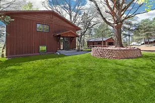 327 Krattley Ln, Hudson, WI 54016 - Photo 3