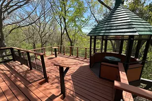 327 Krattley Ln, Hudson, WI 54016 - Photo 7