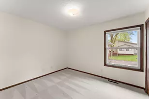 8381 Annalisa Path, Inver Grove Heights, MN 55077 - Photo 29