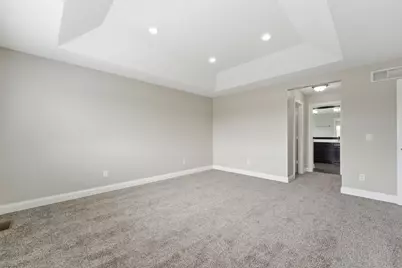 4042 Grand Chevalle Parkway, Chaska, MN 55318 - Photo 37