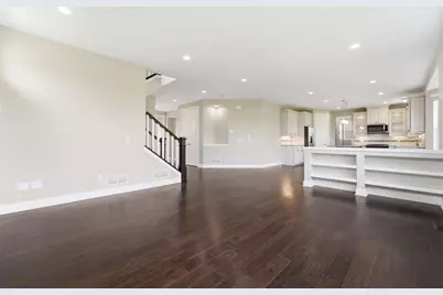 4042 Grand Chevalle Parkway, Chaska, MN 55318 - Photo 11