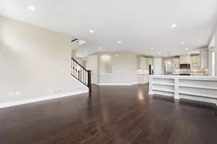 4042 Grand Chevalle Pkwy, Chaska, MN 55318 - Photo 11