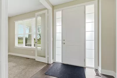 4042 Grand Chevalle Parkway, Chaska, MN 55318 - Photo 7