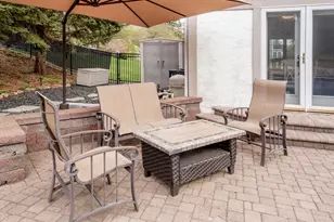1009 Stratford Rd, Mendota Heights, MN 55118 - Photo 43