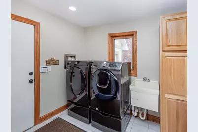 1009 Stratford Road, Mendota Heights, MN 55118 - Photo 17