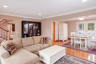 1009 Stratford Rd, Mendota Heights, MN 55118 - Photo 15