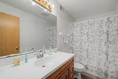 1484 Hazelwood Street, Saint Paul, MN 55106 - Photo 9