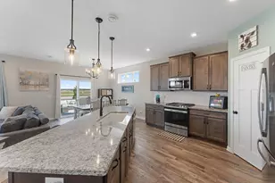 1847 Ivy St, Shakopee, MN 55379 - Photo 9