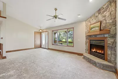 2072 30th Avenue, Baldwin, WI 54002 - Photo 3