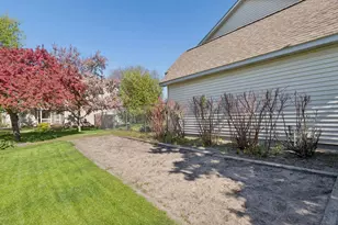 7312 Parkview Dr, Mounds View, MN 55112 - Photo 27