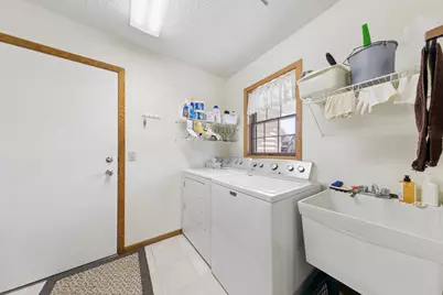7312 Parkview Drive, Mounds View, MN 55112 - Photo 15