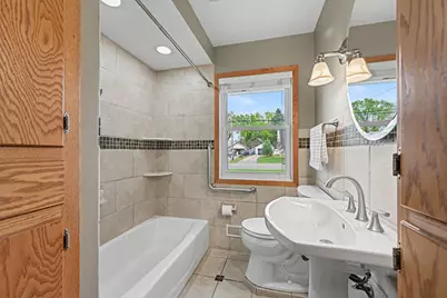 2115 W 105th Street, Bloomington, MN 55431 - Photo 15