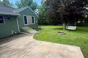 31 Lake Ave E, Minnesota Lake, MN 56068 - Photo 41