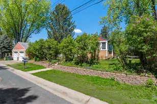 435 Walnut Ln, Shoreview, MN 55126 - Photo 5