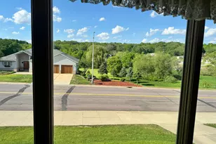 824 Brown St, Jackson, MN 56143 - Photo 11