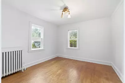 215 Penn Avenue S, Minneapolis, MN 55405 - Photo 11