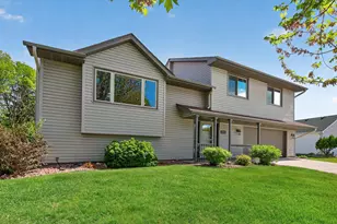 2287 Helmo Ct N, Oakdale, MN 55128 - Photo 3
