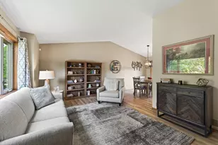 2287 Helmo Ct N, Oakdale, MN 55128 - Photo 5