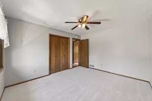2287 Helmo Ct N, Oakdale, MN 55128 - Photo 23
