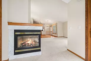 8819 Stonebrooke Ct, Woodbury, MN 55125 - Photo 31