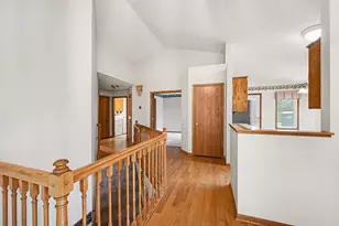 8819 Stonebrooke Ct, Woodbury, MN 55125 - Photo 21